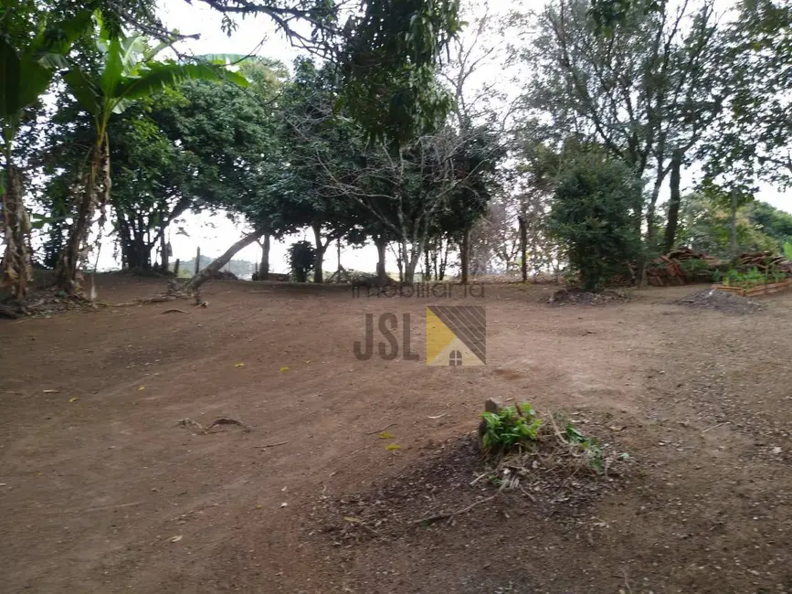 Foto 4 de Chácara com 2 quartos à venda, 1700m2 em Chácara Ipês, Cacapava - SP