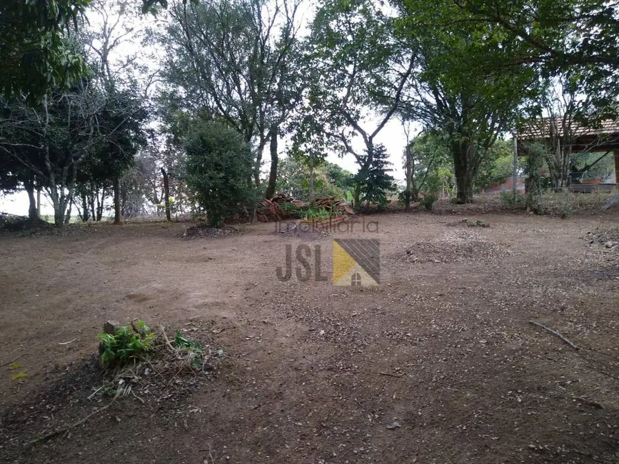 Foto 8 de Chácara com 2 quartos à venda, 1700m2 em Chácara Ipês, Cacapava - SP