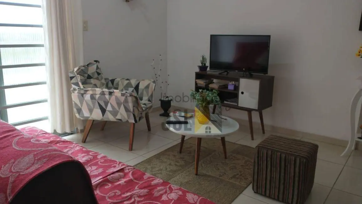 Foto 7 de Apartamento com 2 quartos para alugar, 62m2 em Vila Bandeirantes, Cacapava - SP