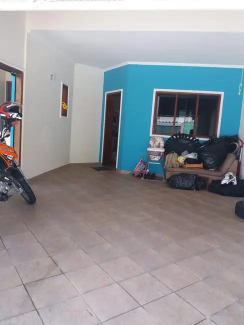 Foto 3 de Sobrado com 3 quartos à venda, 140m2 em Borda da Mata, Cacapava - SP