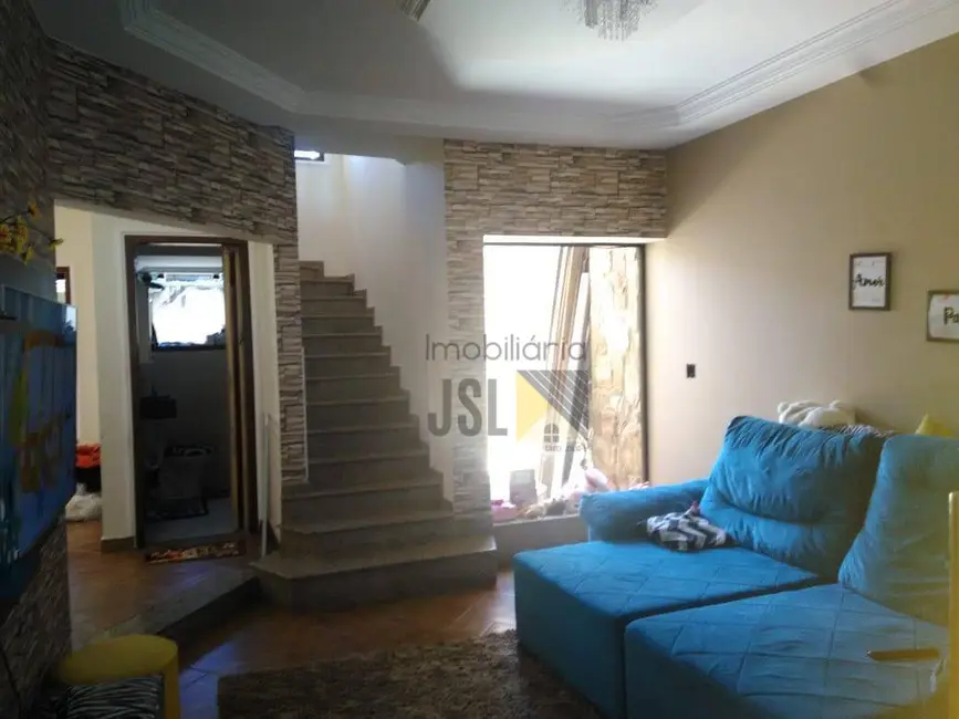 Foto 5 de Sobrado com 3 quartos à venda, 140m2 em Borda da Mata, Cacapava - SP