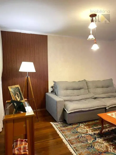 Sobrado com 4 quartos à venda, 196m2 em Vera Cruz, Cacapava - SP - imagem 3 Foto 3 de Sobrado com 4 quartos à venda, 196m2 em Vera Cruz, Cacapava - SP