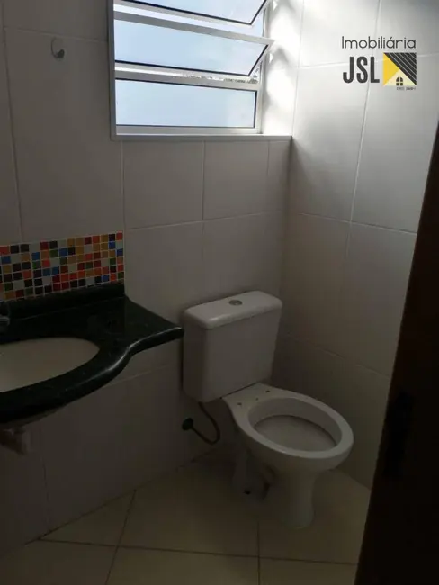 Foto 3 de Sobrado com 3 quartos à venda, 70m2 em Jardim Amália, Cacapava - SP