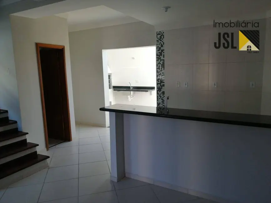 Foto 6 de Sobrado com 3 quartos à venda, 70m2 em Jardim Amália, Cacapava - SP