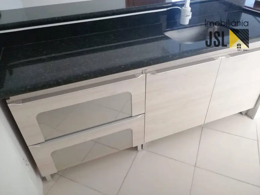 Foto 8 de Sobrado com 3 quartos à venda, 70m2 em Jardim Amália, Cacapava - SP