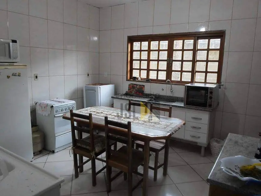 Foto 7 de Casa com 3 quartos à venda, 250m2 em Village das Flores, Cacapava - SP