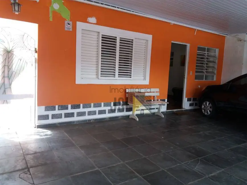 Foto 1 de Casa com 2 quartos à venda, 190m2 em Jardim Caçapava, Cacapava - SP