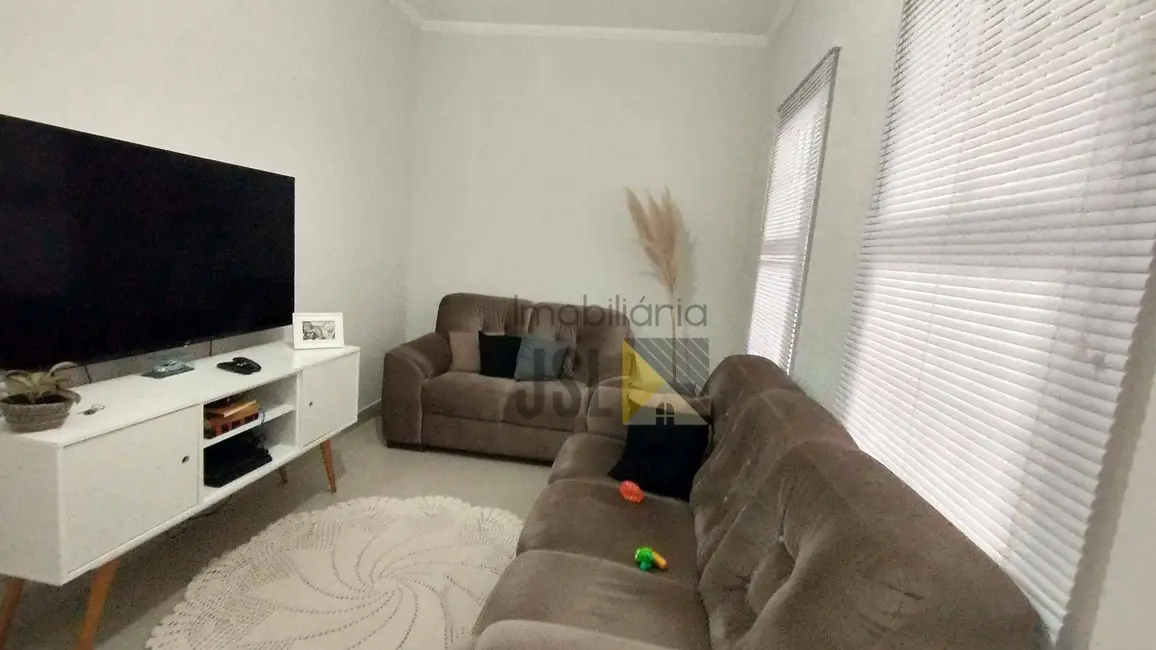 Foto 1 de Casa com 2 quartos à venda, 175m2 em Jardim Panorama, Cacapava - SP