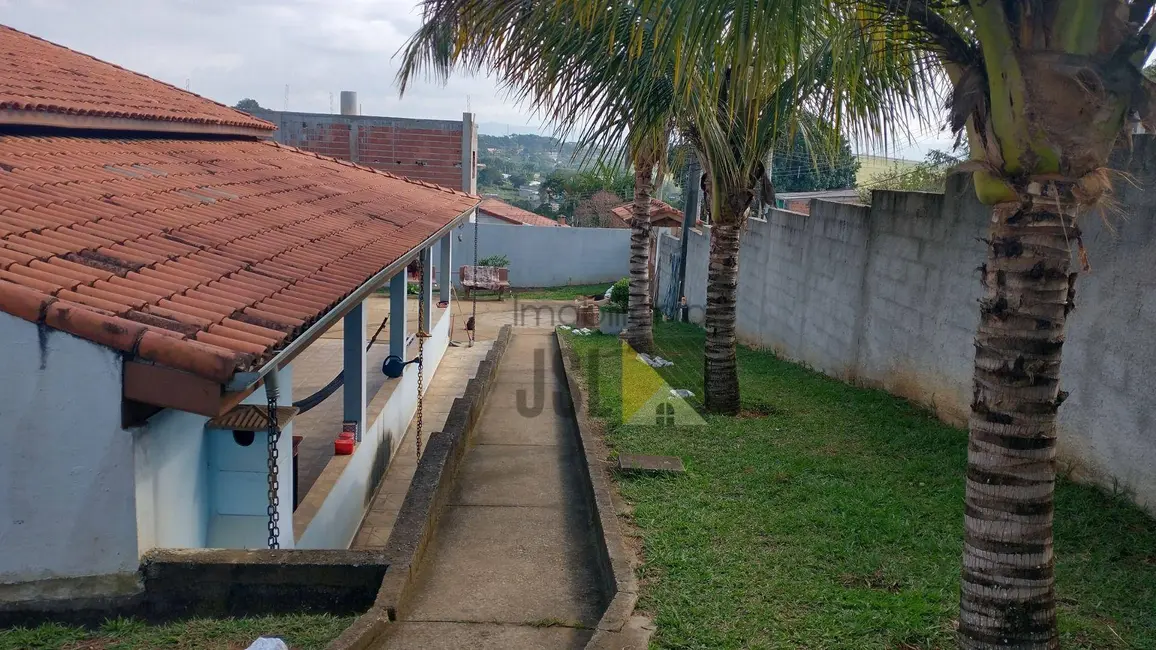 Chácara com 2 quartos à venda, 1050m2 em Cacapava - SP - imagem 6 Foto 6 de Chácara com 2 quartos à venda, 1050m2 em Cacapava - SP