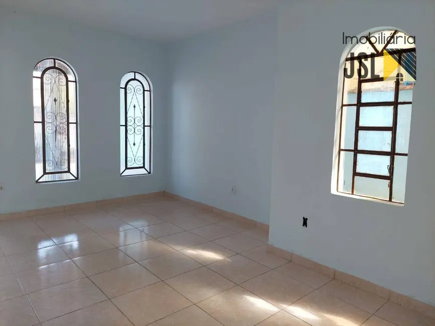 Foto 1 de Casa com 2 quartos à venda, 148m2 em Jardim Rafael, Cacapava - SP