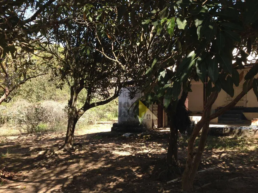 Foto 7 de Chácara com 2 quartos à venda, 5000m2 em Chácara Itamarati, Cacapava - SP