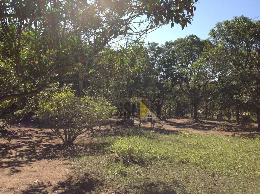 Foto 2 de Chácara com 2 quartos à venda, 5000m2 em Chácara Itamarati, Cacapava - SP