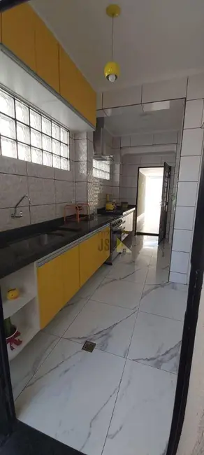 Foto 6 de Casa com 3 quartos à venda, 300m2 em Vila Resende, Cacapava - SP