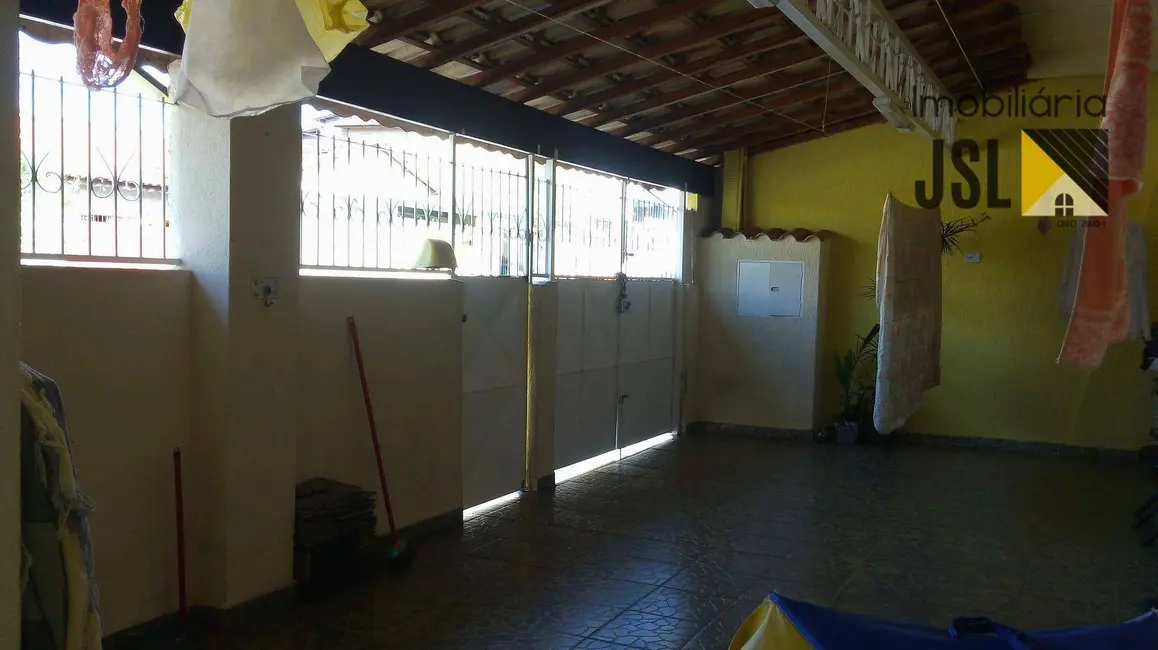 Foto 2 de Sobrado com 2 quartos à venda, 167m2 em Vila Menino Jesus, Cacapava - SP