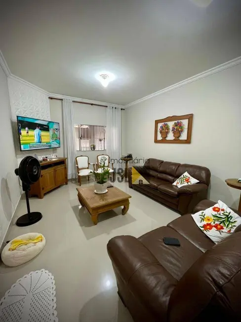 Foto 5 de Sobrado com 3 quartos à venda, 147m2 em Borda da Mata, Cacapava - SP