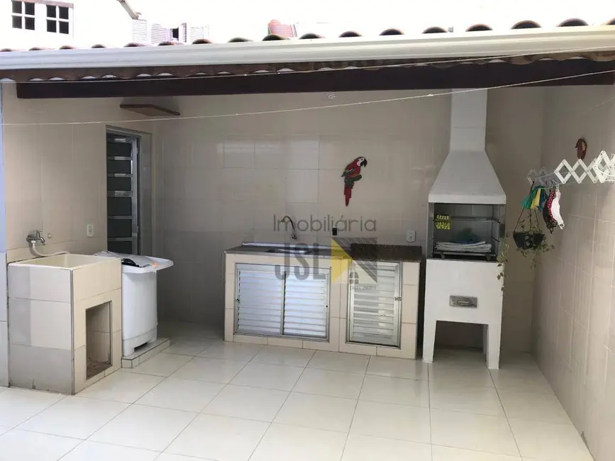 Foto 1 de Sobrado com 3 quartos à venda, 147m2 em Borda da Mata, Cacapava - SP
