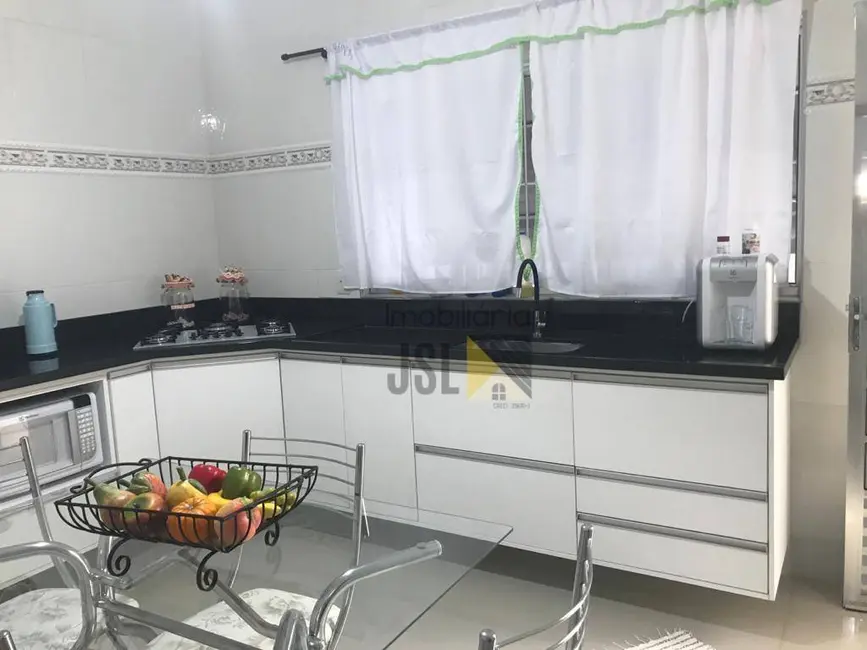 Foto 8 de Sobrado com 3 quartos à venda, 147m2 em Borda da Mata, Cacapava - SP