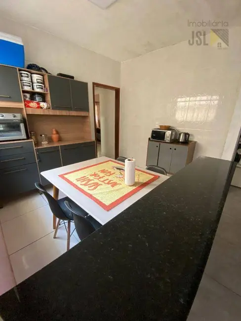Foto 3 de Casa com 2 quartos à venda, 250m2 em Residencial Esperança, Cacapava - SP