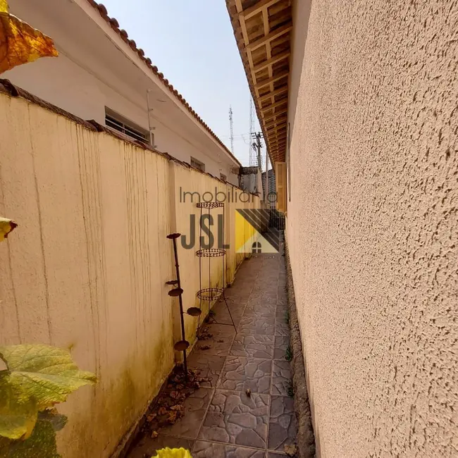 Foto 3 de Casa com 3 quartos à venda, 291m2 em Centro, Cacapava - SP