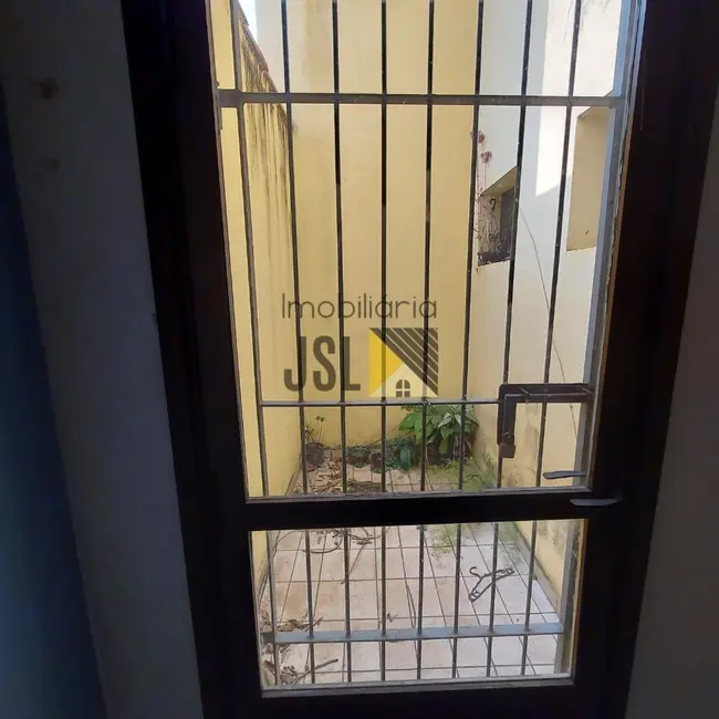 Sobrado para alugar, 150m2 em Vila São João, Cacapava - SP - imagem 7 Foto 7 de Sobrado para alugar, 150m2 em Vila São João, Cacapava - SP