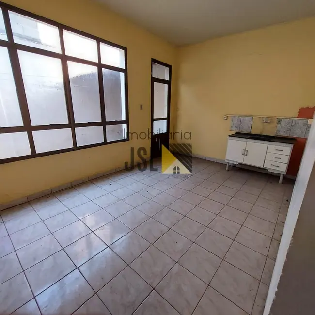 Sobrado para alugar, 150m2 em Vila São João, Cacapava - SP - imagem 4 Foto 4 de Sobrado para alugar, 150m2 em Vila São João, Cacapava - SP