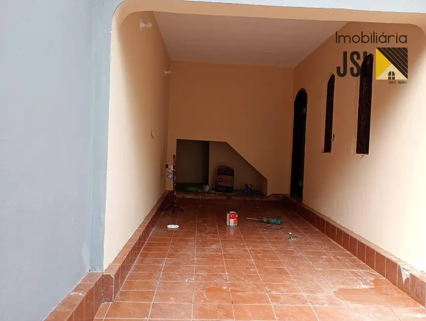 Foto 2 de Sobrado com 3 quartos para alugar, 184m2 em Vila Bandeirantes, Cacapava - SP