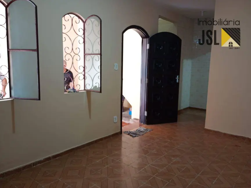 Foto 1 de Sobrado com 3 quartos para alugar, 184m2 em Vila Bandeirantes, Cacapava - SP