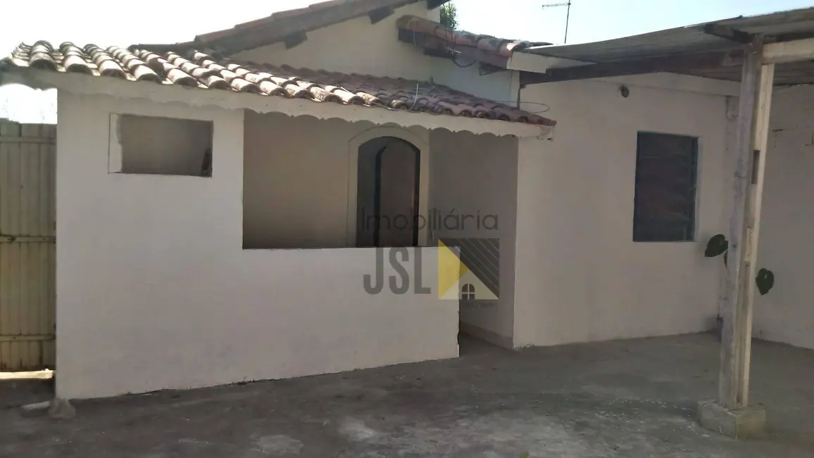 Foto 1 de Casa com 2 quartos à venda, 140m2 em Parque Residencial Maria Elmira, Cacapava - SP