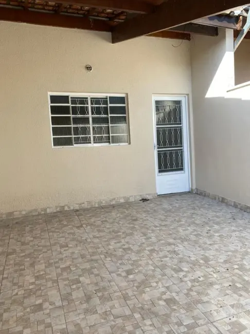 Foto 2 de Sobrado com 2 quartos à venda, 100m2 em Jardim Rafael, Cacapava - SP