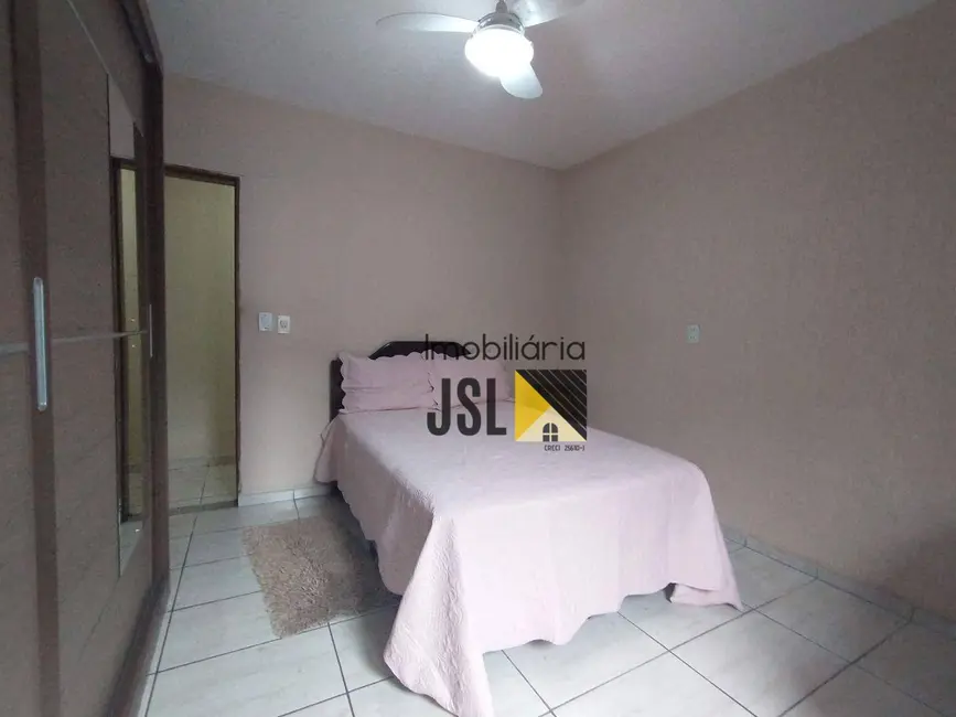 Foto 9 de Casa com 2 quartos à venda, 132m2 em Vila Menino Jesus, Cacapava - SP