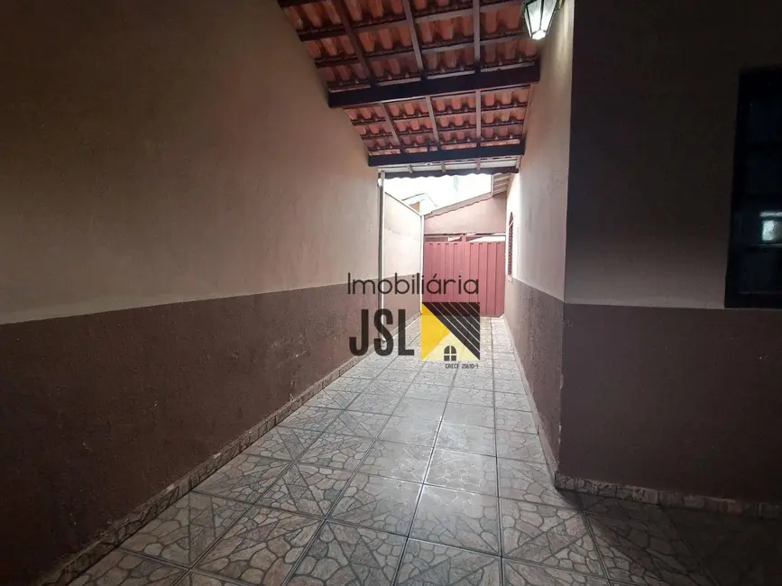 Foto 2 de Casa com 2 quartos à venda, 132m2 em Vila Menino Jesus, Cacapava - SP