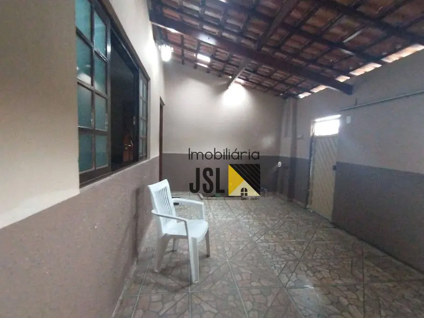 Foto 4 de Casa com 2 quartos à venda, 132m2 em Vila Menino Jesus, Cacapava - SP