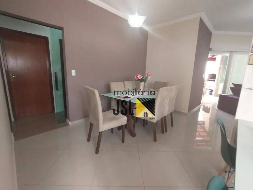 Casa com 3 quartos à venda, 236m2 em Borda da Mata, Cacapava - SP - imagem 6 Foto 6 de Casa com 3 quartos à venda, 236m2 em Borda da Mata, Cacapava - SP