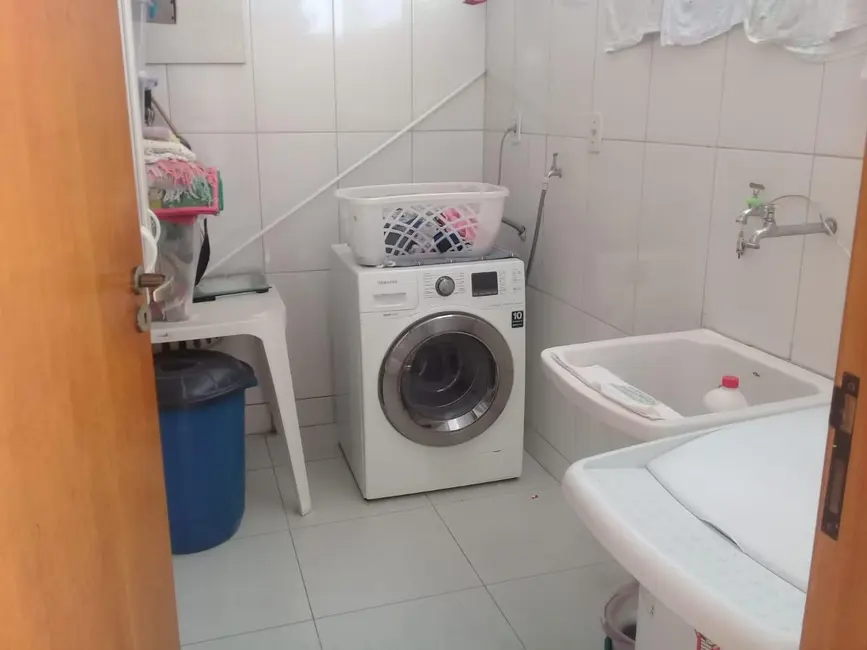 Foto 6 de Casa com 3 quartos à venda, 250m2 em Vila Santa Izabel, Cacapava - SP