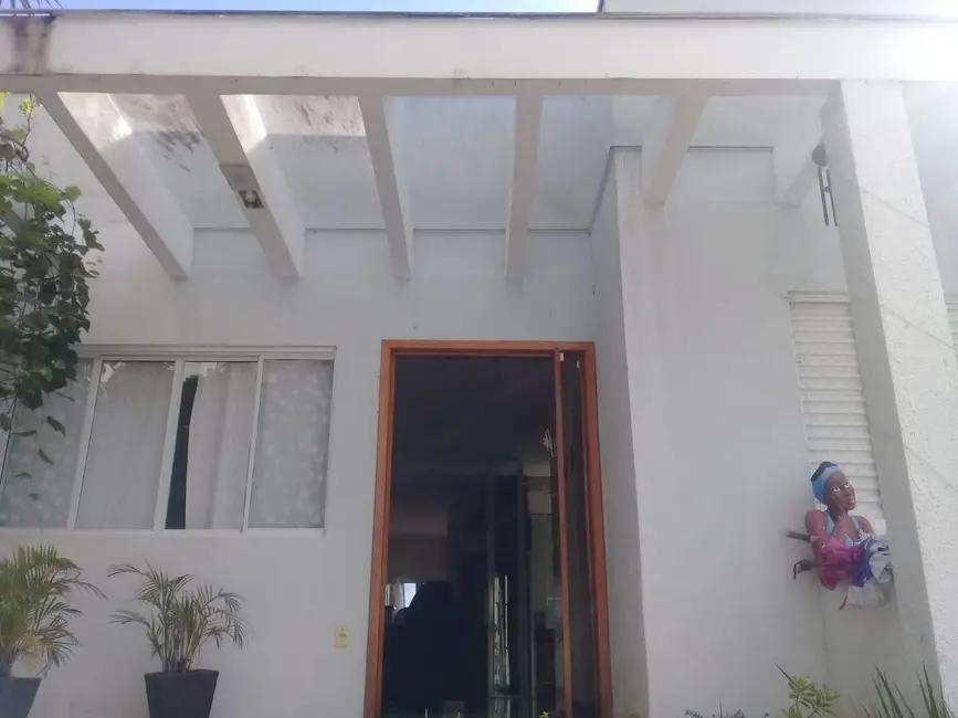 Foto 1 de Casa com 3 quartos à venda, 250m2 em Vila Santa Izabel, Cacapava - SP