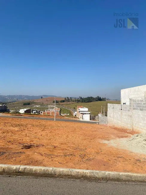 Foto 1 de Terreno / Lote à venda, 180m2 em Cacapava - SP