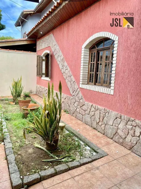 Foto 3 de Casa com 3 quartos à venda, 357m2 em Vila Santos, Cacapava - SP