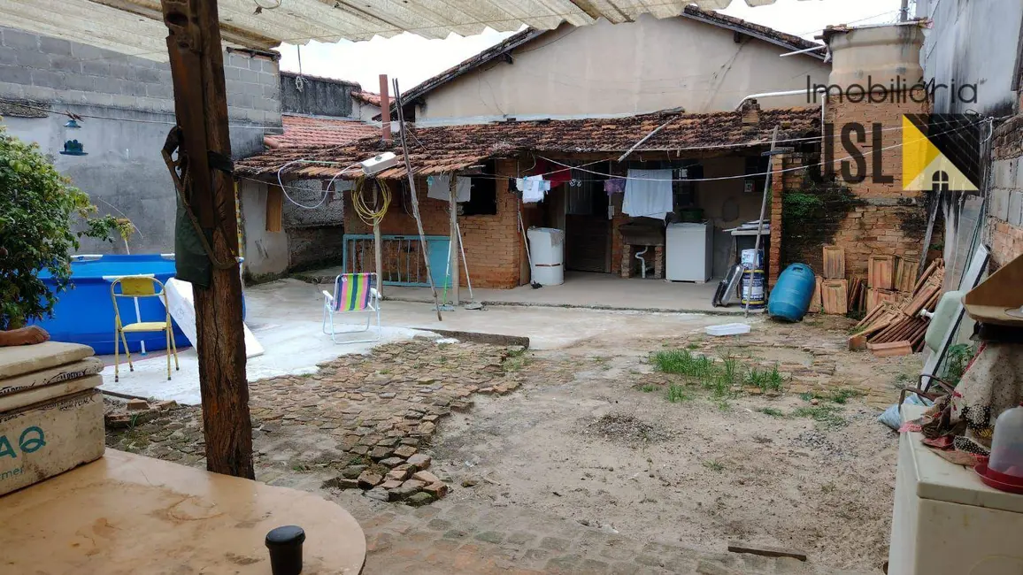 Casa com 3 quartos à venda, 300m2 em Vila Antônio Augusto Luiz, Cacapava - SP - imagem 8 Foto 8 de Casa com 3 quartos à venda, 300m2 em Vila Antônio Augusto Luiz, Cacapava - SP