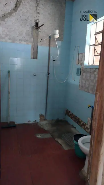 Casa com 3 quartos à venda, 300m2 em Vila Antônio Augusto Luiz, Cacapava - SP - imagem 2 Foto 2 de Casa com 3 quartos à venda, 300m2 em Vila Antônio Augusto Luiz, Cacapava - SP