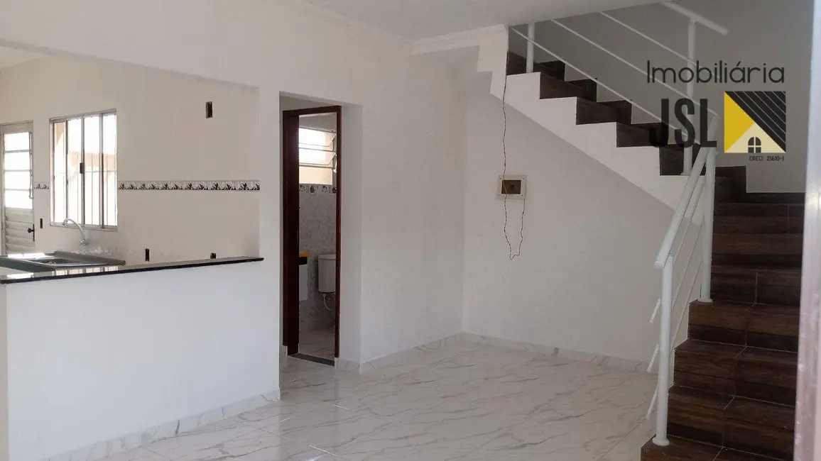 Foto 1 de Sobrado com 2 quartos à venda, 72m2 em Jardim São José, Cacapava - SP