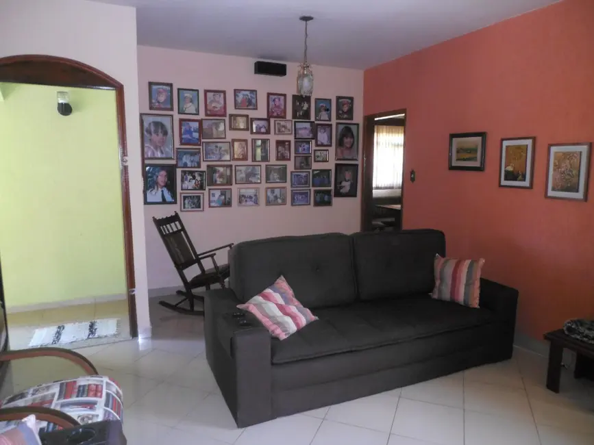 Foto 5 de Casa com 3 quartos à venda, 290m2 em Vila Santos, Cacapava - SP