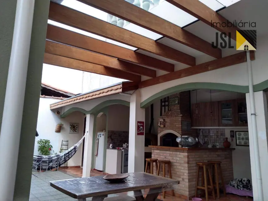 Foto 9 de Casa com 3 quartos à venda, 250m2 em Jardim Primavera, Cacapava - SP