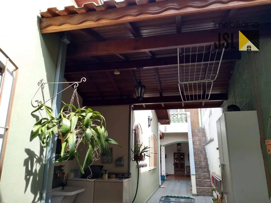 Foto 6 de Casa com 3 quartos à venda, 250m2 em Jardim Primavera, Cacapava - SP