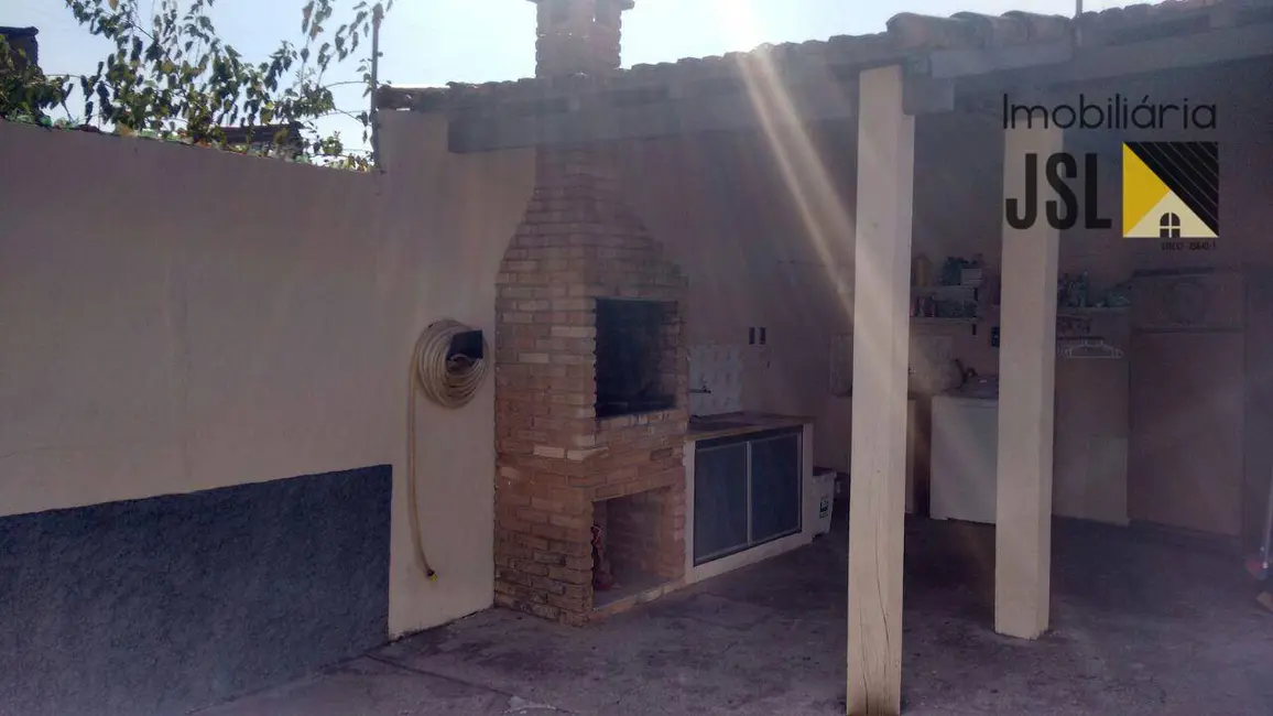 Foto 2 de Casa com 3 quartos à venda, 195m2 em Jardim São José, Cacapava - SP