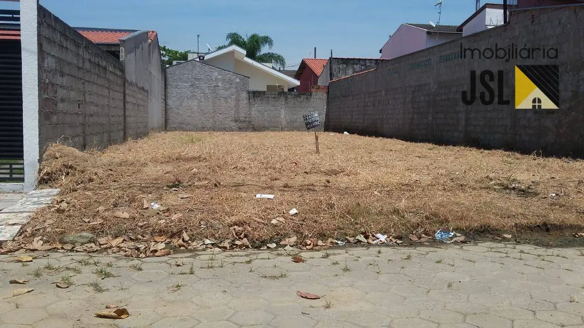 Foto 1 de Terreno / Lote à venda, 250m2 em Village das Flores, Cacapava - SP