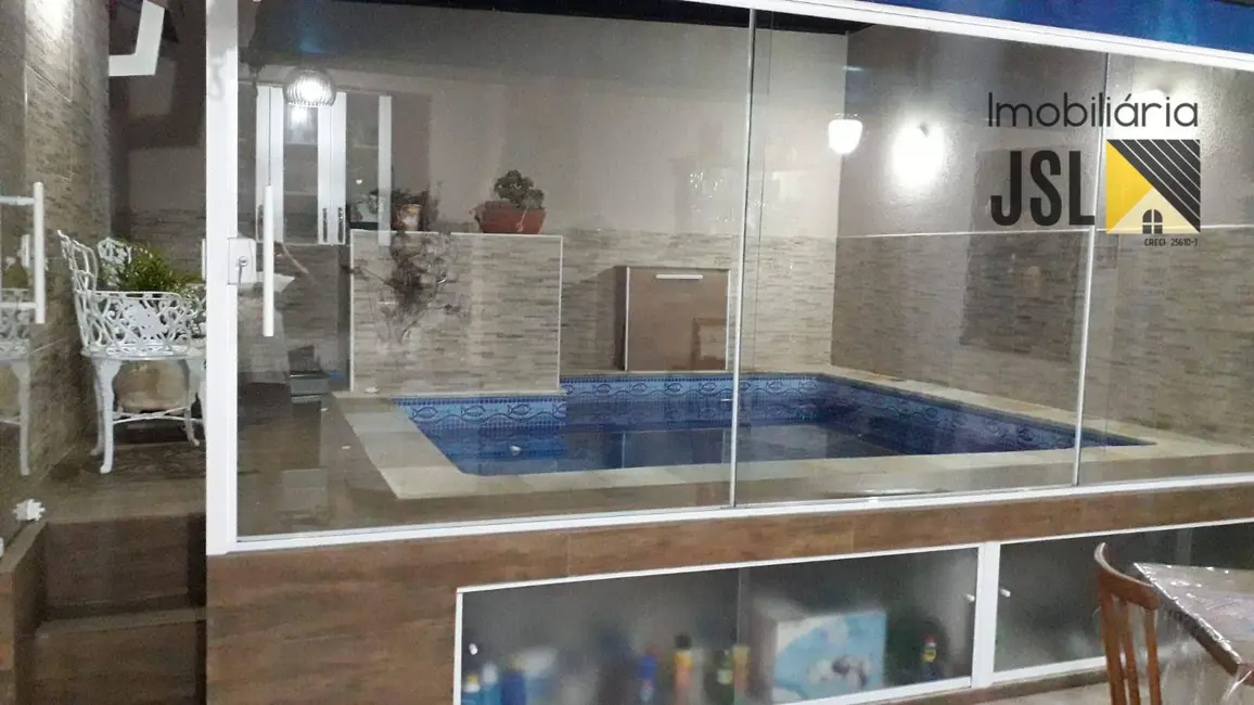 Foto 2 de Casa com 3 quartos à venda, 192m2 em Jardim Caçapava, Cacapava - SP