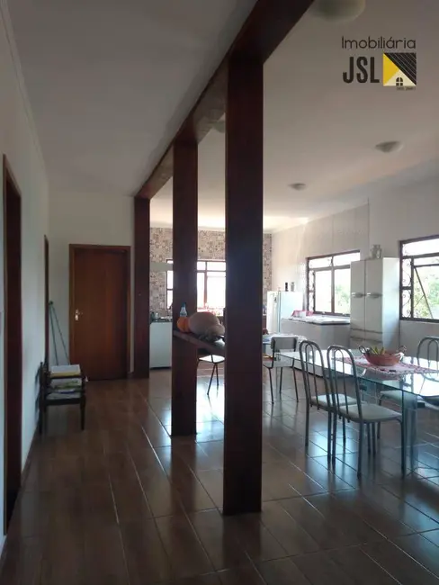 Foto 2 de Sobrado com 3 quartos à venda, 800m2 em Caçapava Velha, Cacapava - SP