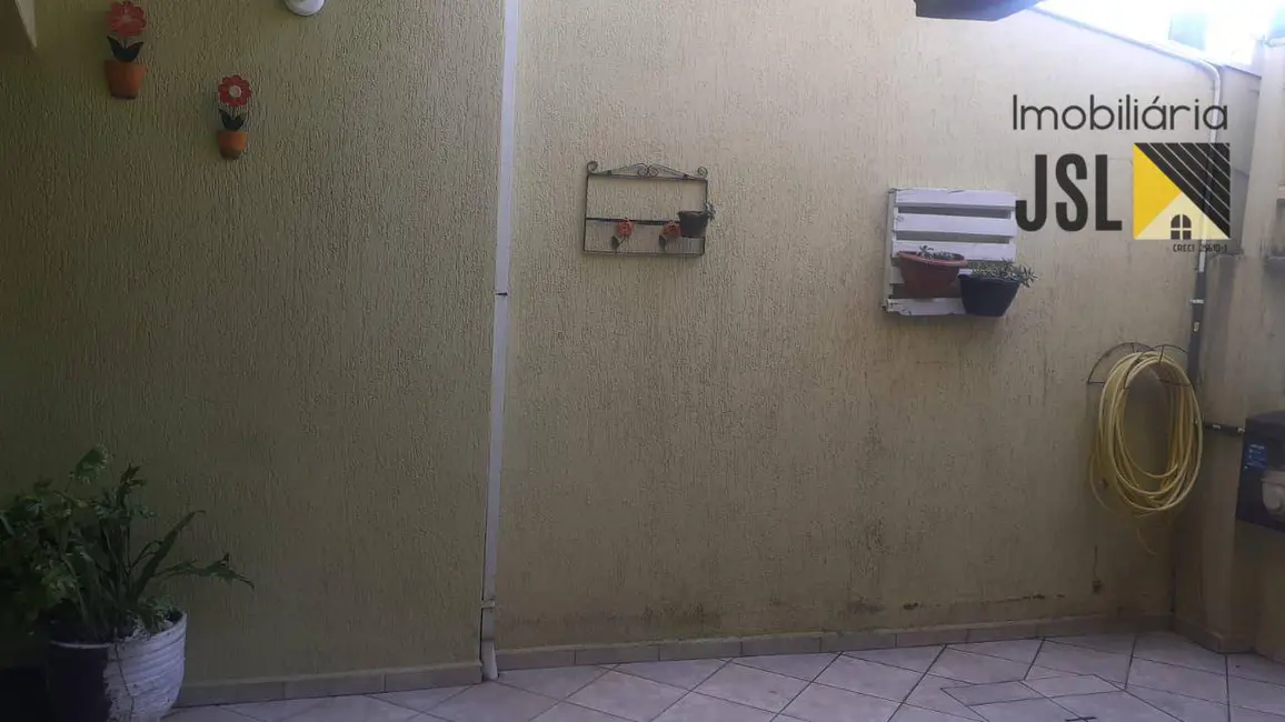 Sobrado com 3 quartos à venda, 170m2 em Jardim São José, Cacapava - SP - imagem 7 Foto 7 de Sobrado com 3 quartos à venda, 170m2 em Jardim São José, Cacapava - SP