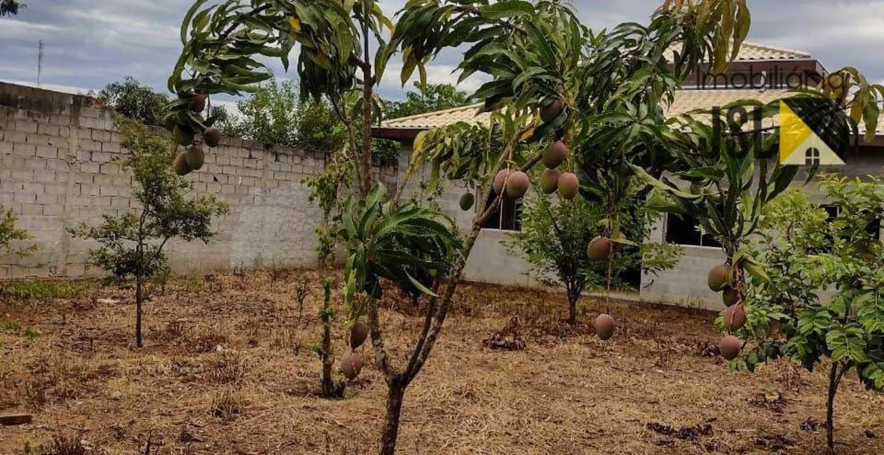 Foto 2 de Chácara com 3 quartos à venda, 1000m2 em Caçapava Velha, Cacapava - SP