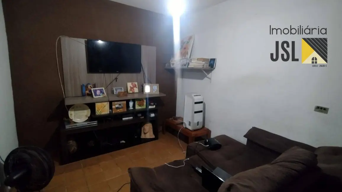 Foto 3 de Sobrado com 3 quartos à venda, 130m2 em Jardim São José, Cacapava - SP